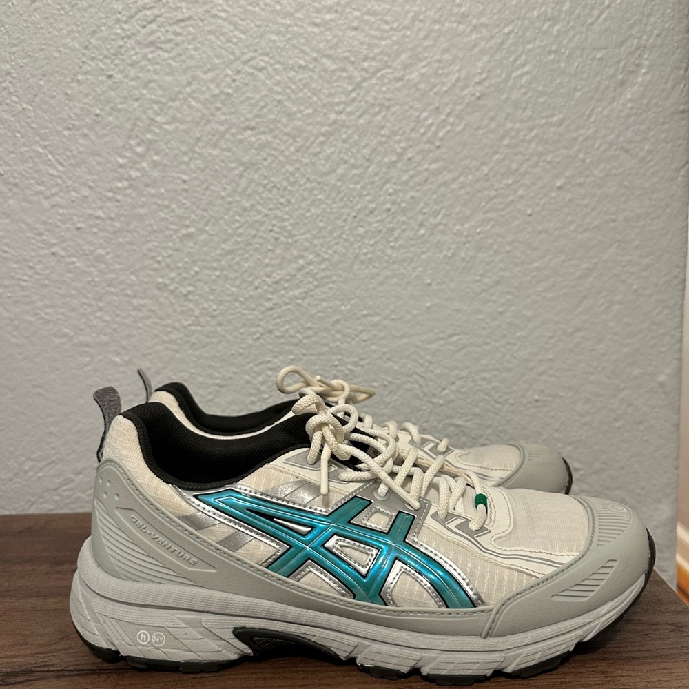 ASICS Hidden x NY Gel Venture 6